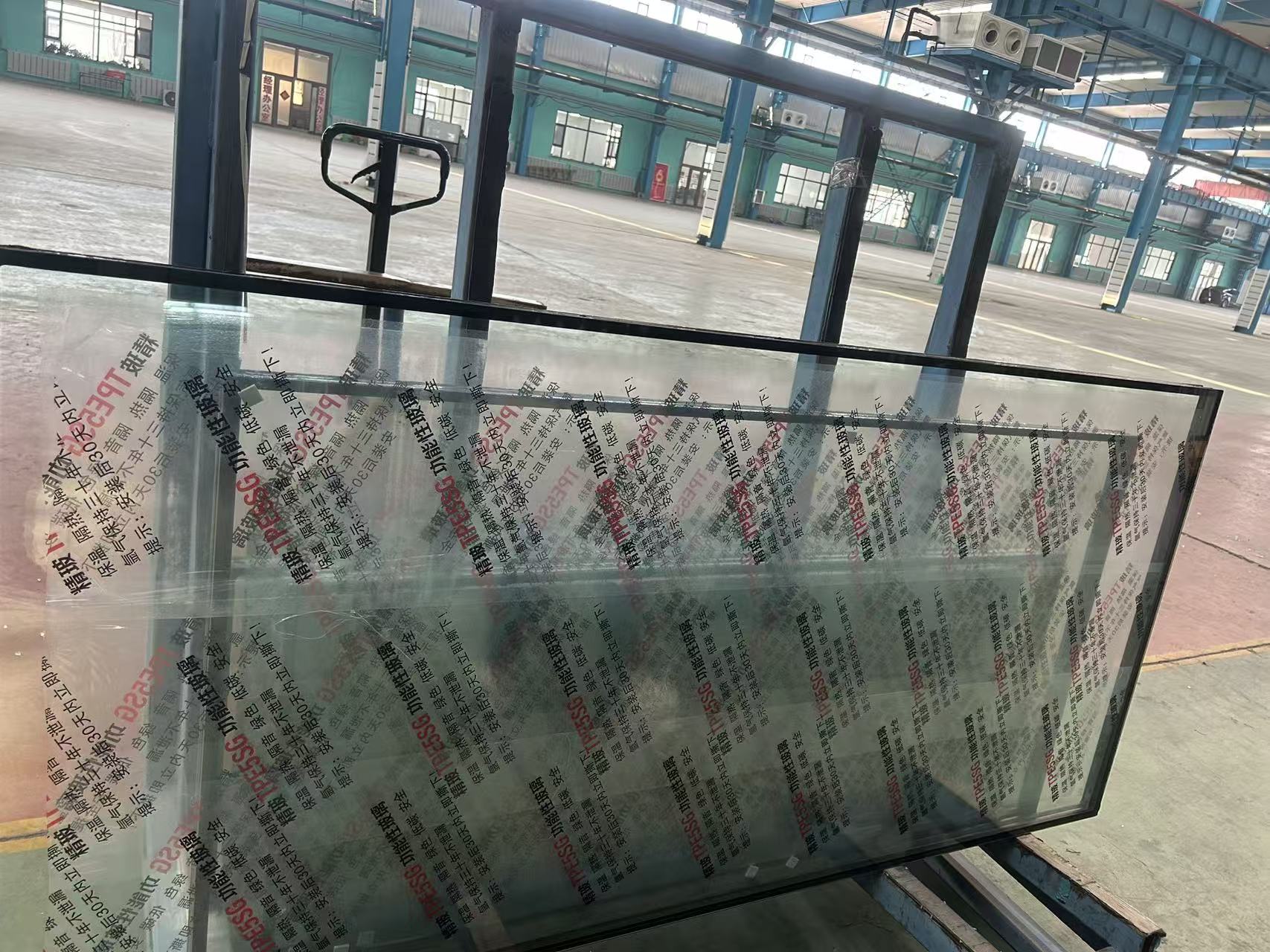 铁岭市玻璃源头工厂夹层夹丝玻璃 - 厂家