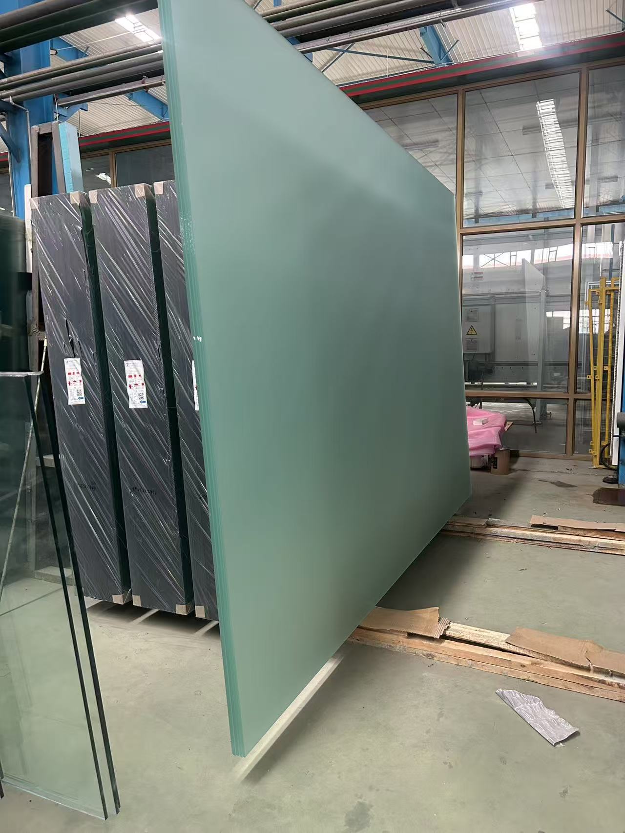 铁岭市彩轴玻璃建筑幕墙玻璃生产基地 - 方案